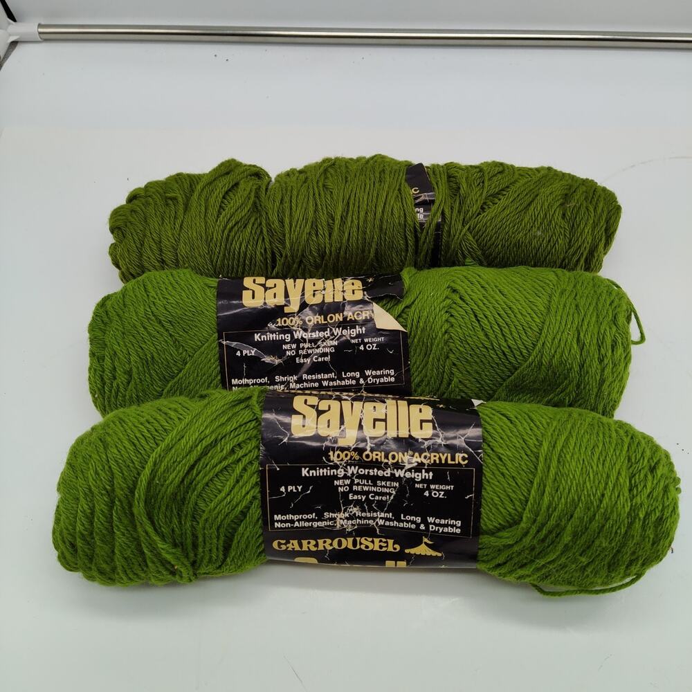 3X Vtg Lion Brand Sayelle Yarn Lt Avocado Green 573 4-Ply Worsted 4oz 3 Skeins